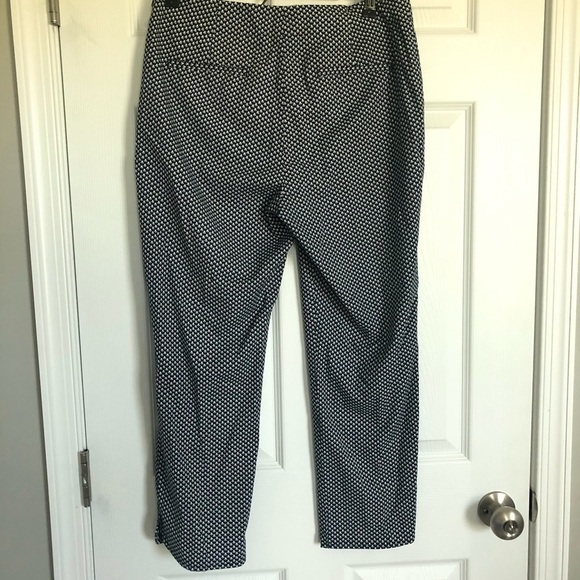 Talbots Sailboat Nautical Print Heritage Pants Size 6 EUC - Picture 4 of 9